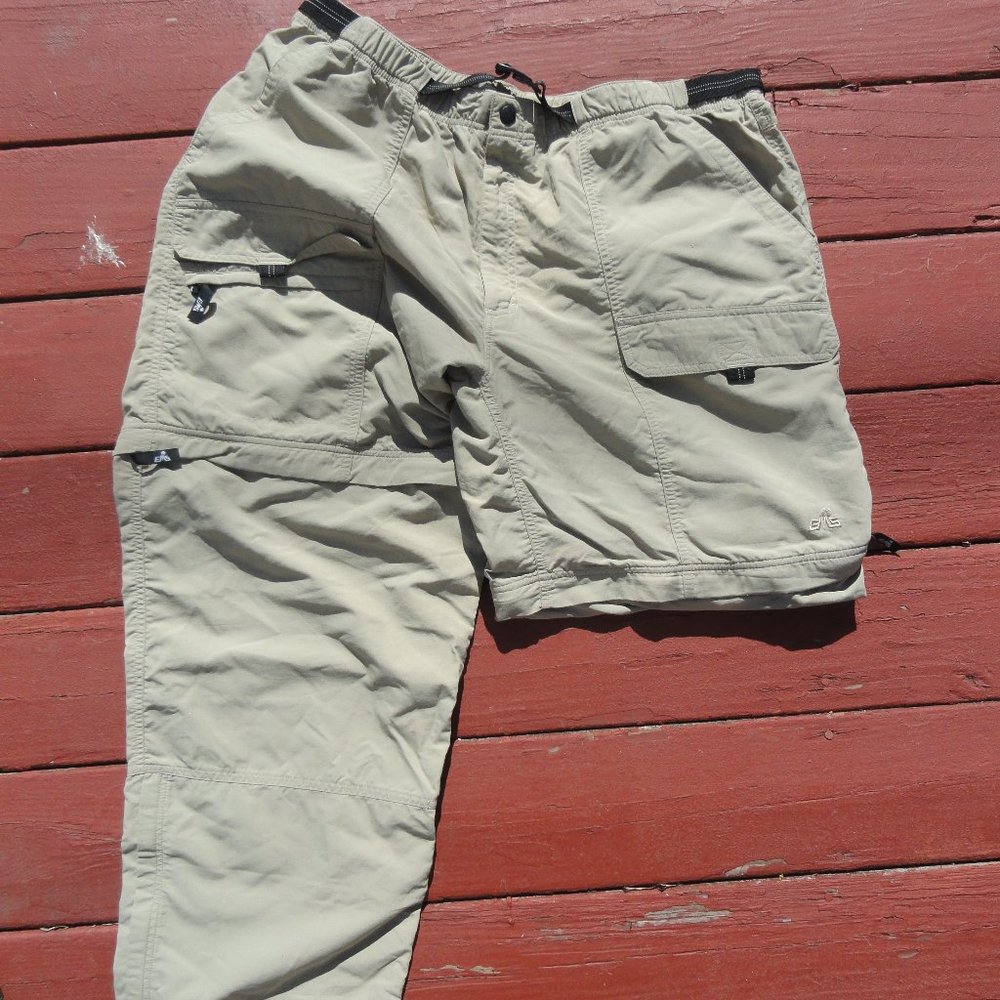 EMS Eastern Mountain sports Convertable cargo style pants/shorts 40R~EUC…